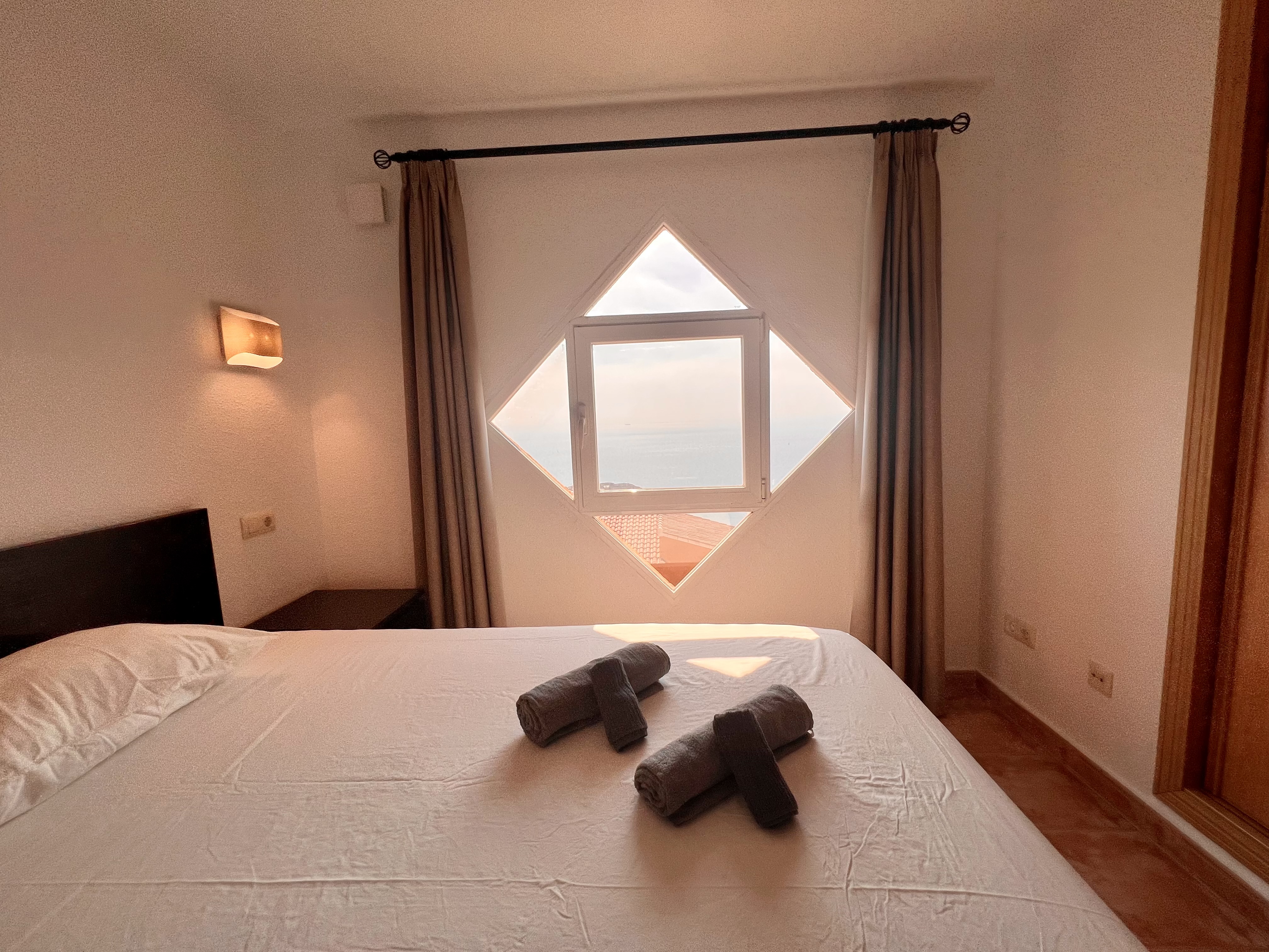 Moderno dúplex en Cumbre del Sol