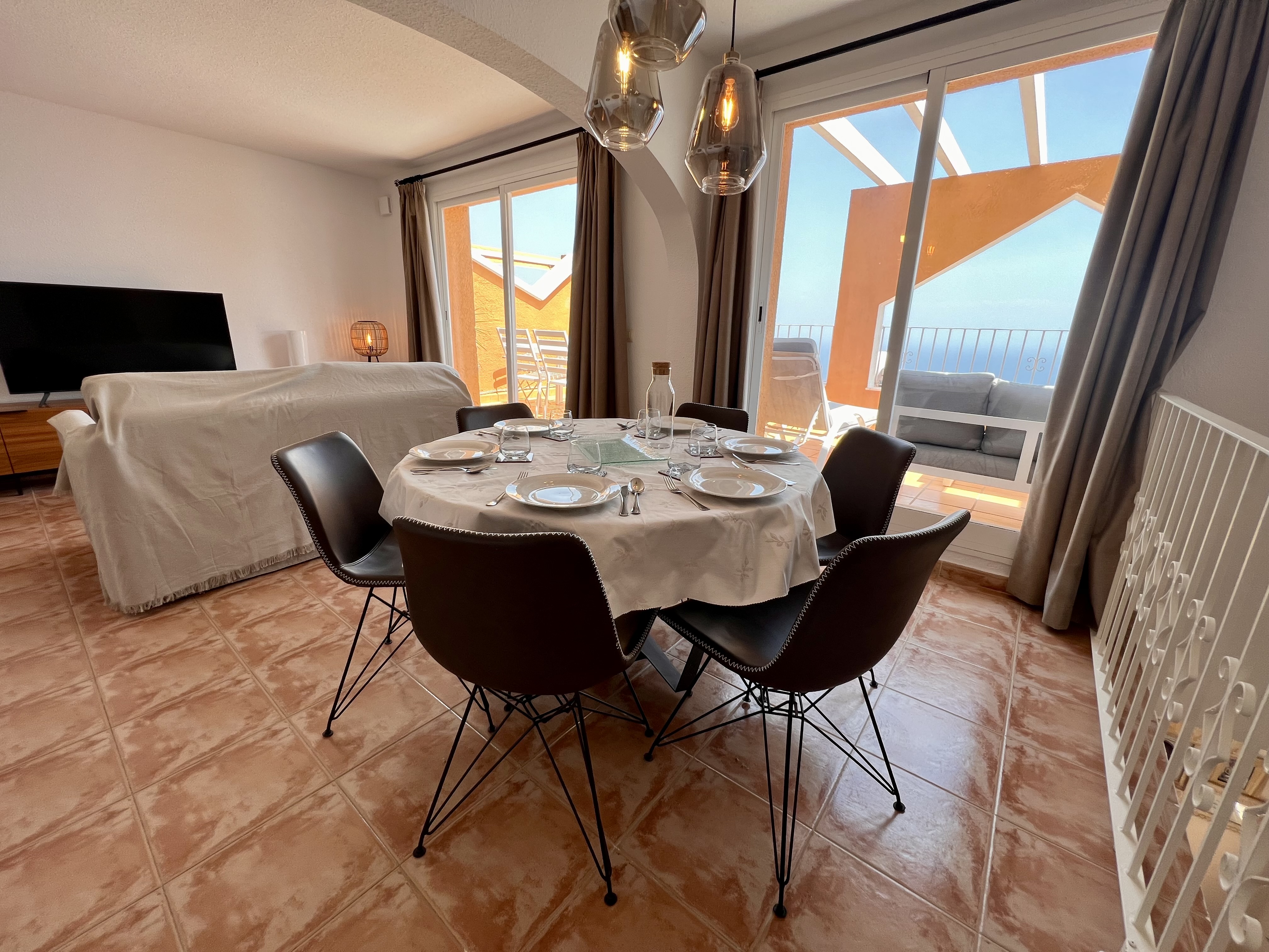 Moderno dúplex en Cumbre del Sol