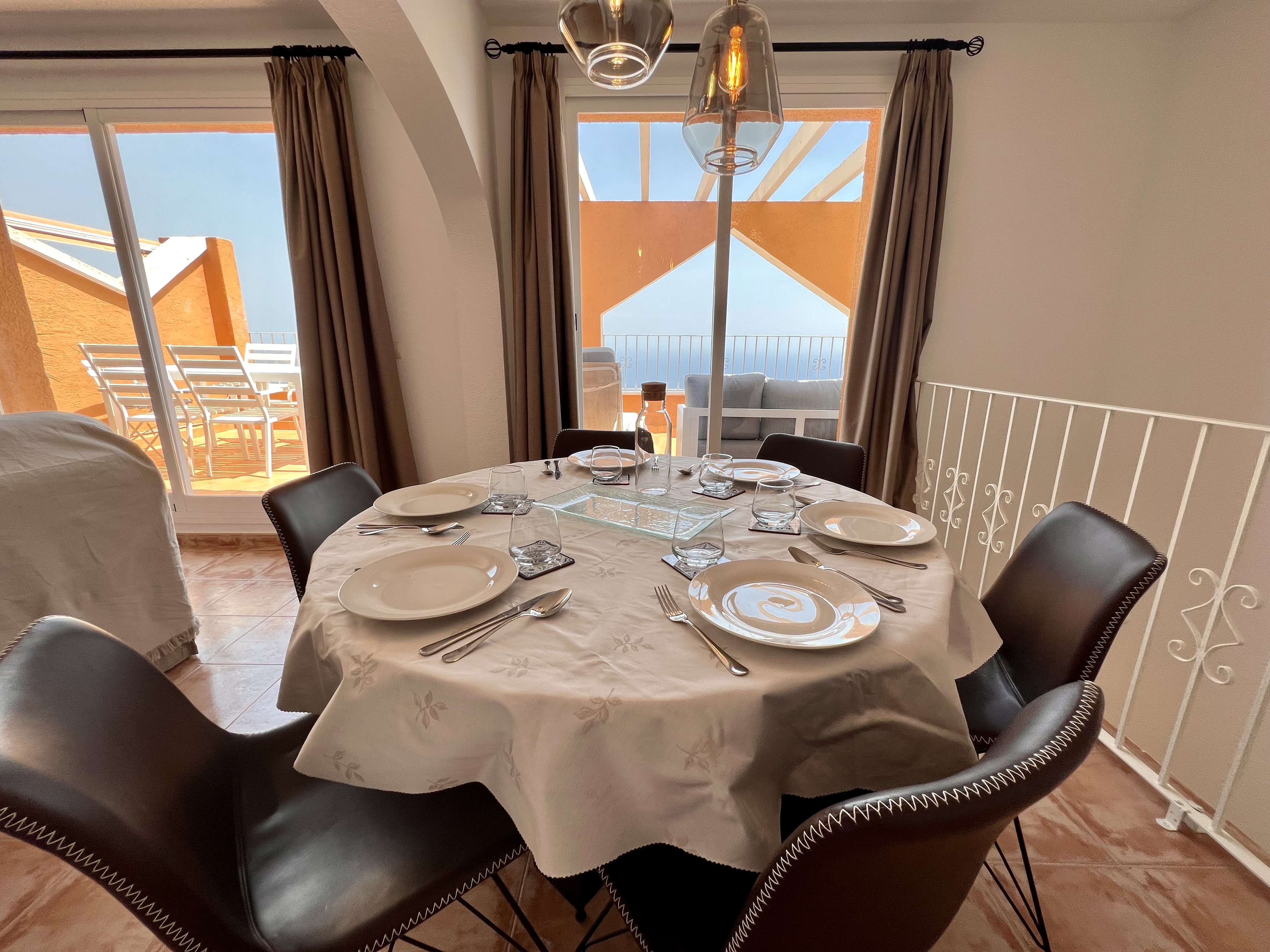 Moderno dúplex en Cumbre del Sol