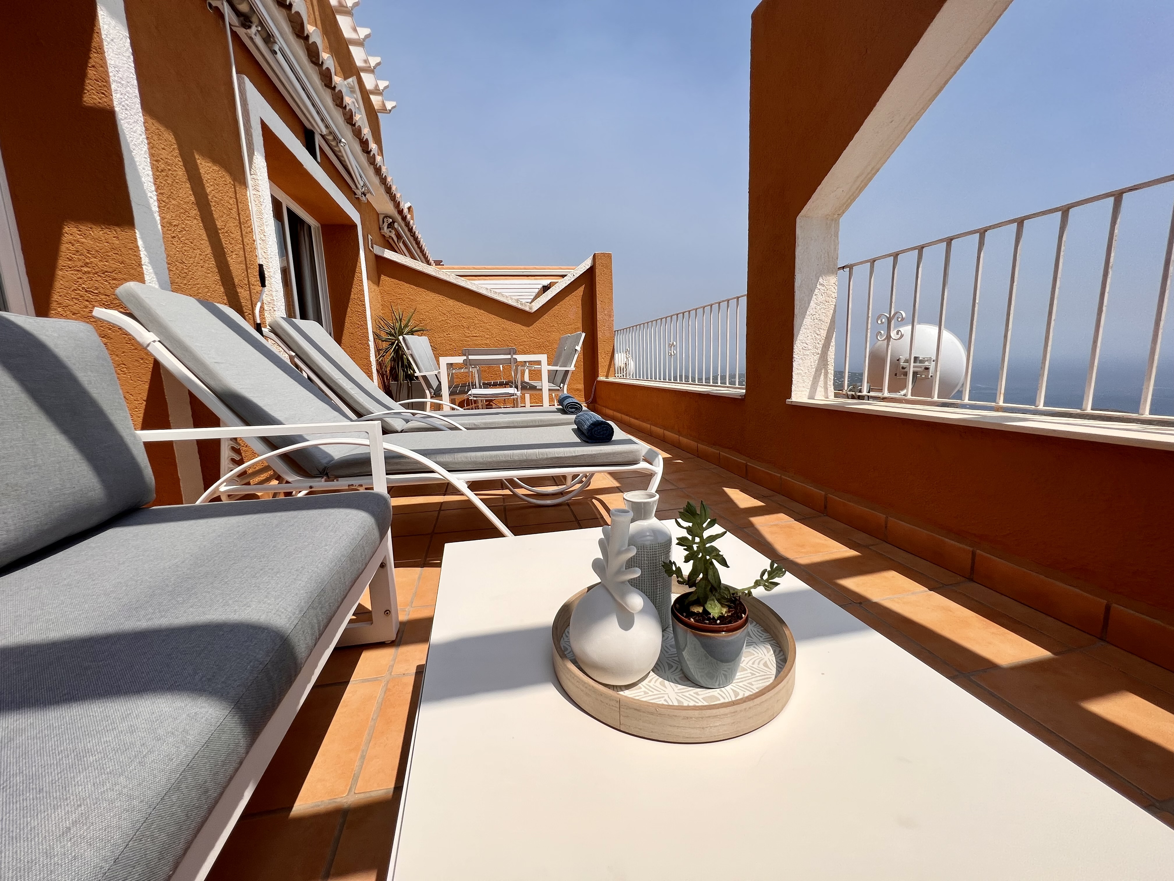 Moderno dúplex en Cumbre del Sol